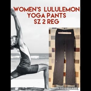 Lululemon sz 2 yoga pants women’s black yoga pants flare bottom